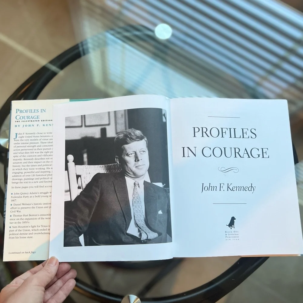 John F Kennedy Profiles in Courage Hardcover Book